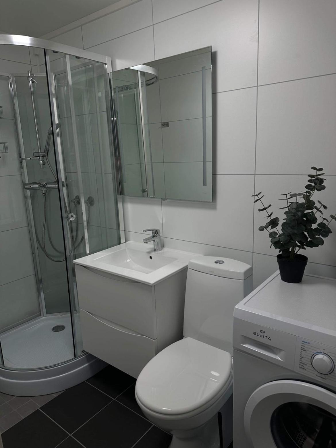 Modern Apartment In Scenic Kvaloya Amazing View Tromsø Extérieur photo
